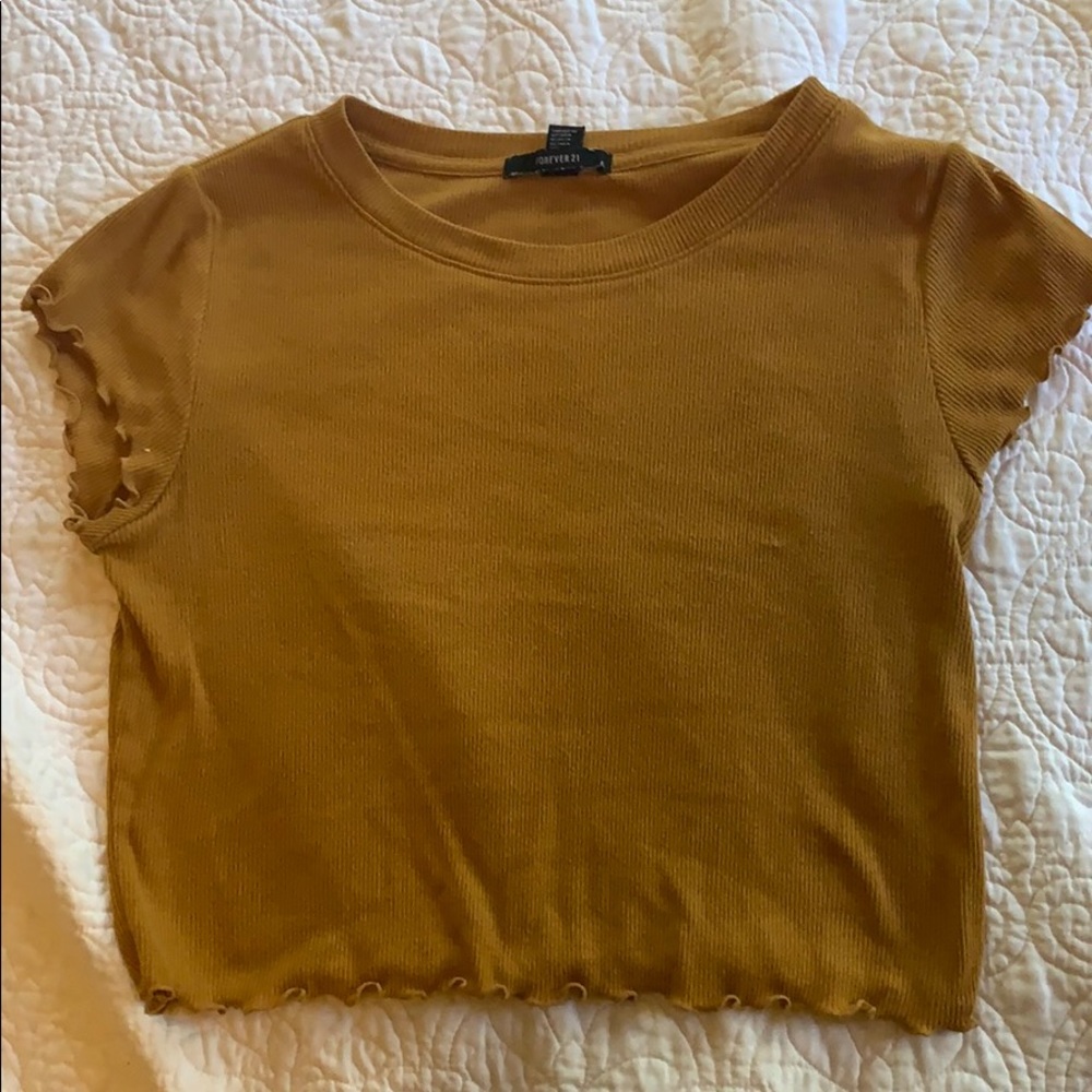 Gold yellow crop top tee